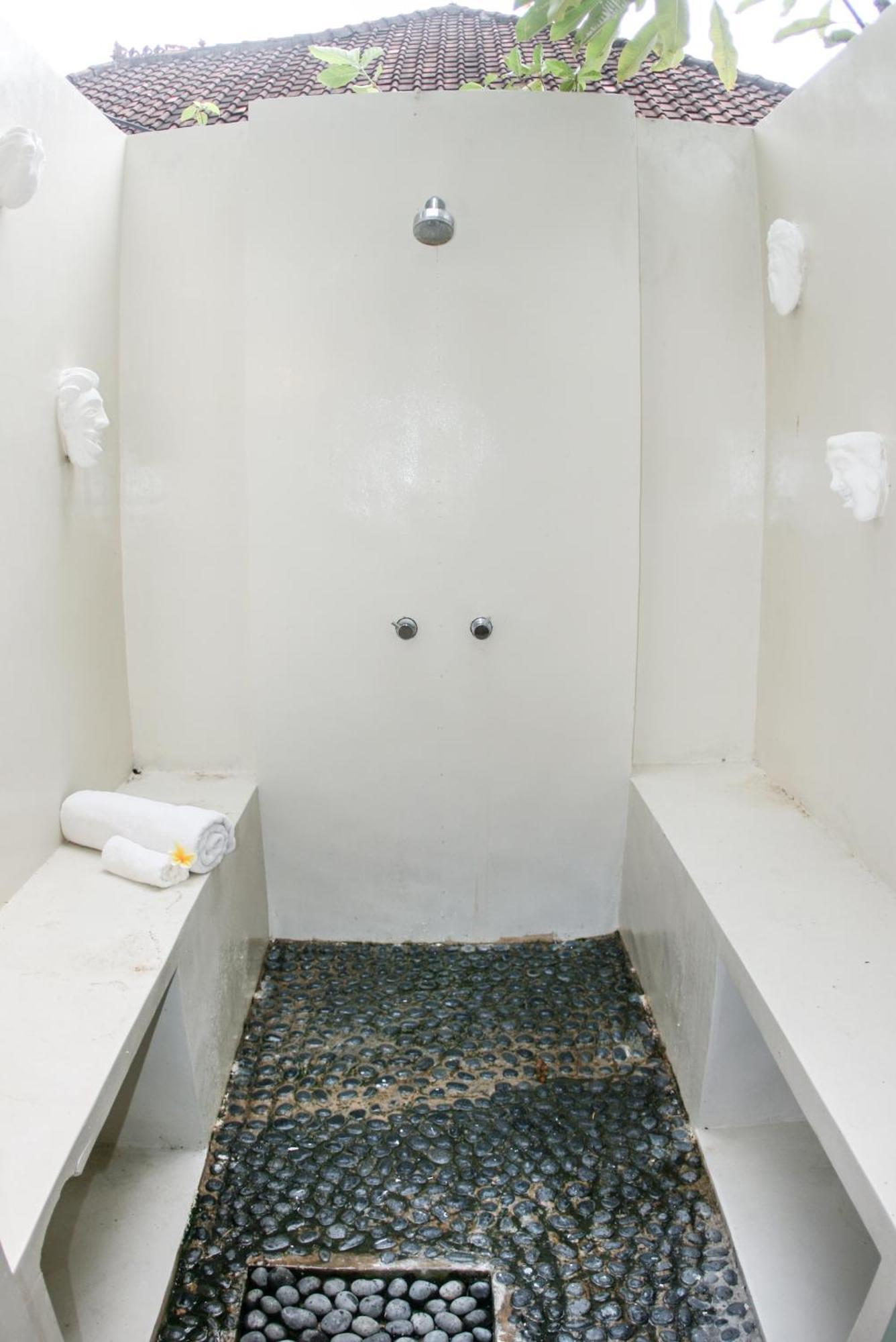Kolonial House Hotel Sanur  Bagian luar foto